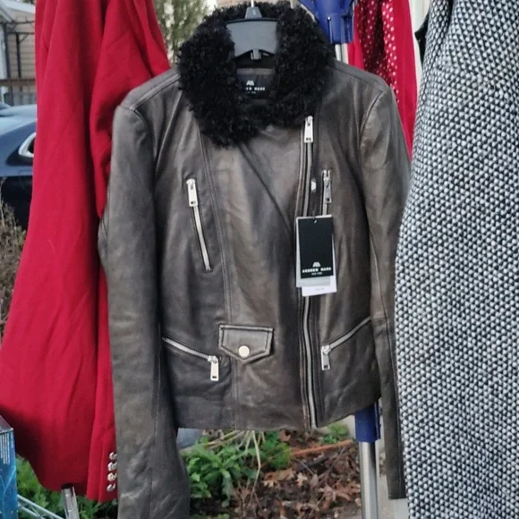 Jacket - Picture 1 of 3